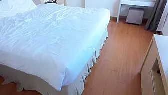 Blonde Stepmom Give Stepson A Massage