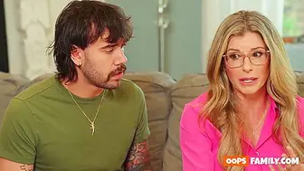 Your super-hot porn fantasy: stepmom in underwear - XXX!