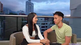 Ashley Sanz - Visito A Mi Amiga Ashley Y Su Novio Me Da Una Follada Amateur En Secreto: Soy Su Hermanastra Latina
