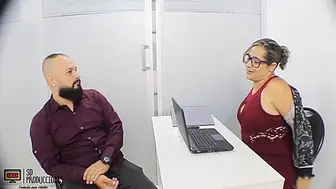 A Cambio De Un Aumento De Sueldo Me Follo A Mi Jefe - Parte 1 - Porno En Espanol
