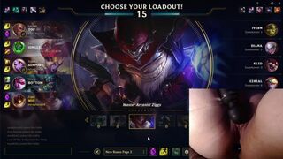 The vibrator causes my whole body to shake League of Legends #3 Luna