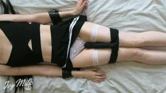 Tied up a cute girl and torment her with a vibrator | She squirm and cums