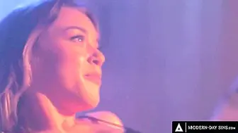 Naughty Anny Aurora Sneaks Off To Bang Her Stepdad Spanish Subtitles